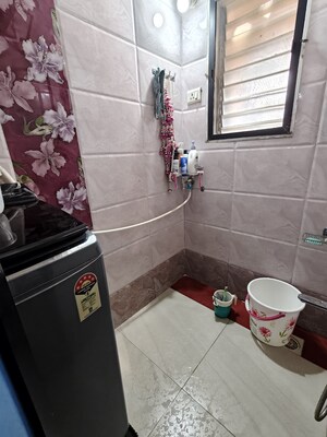 Bathroom in 1 BHK Apartment at Ravi Estate, Pokhran Road No One – for Sale