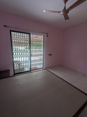 Room in 3 BHK Apartment at Sai Heritage Aundh, Aundh – for Rent