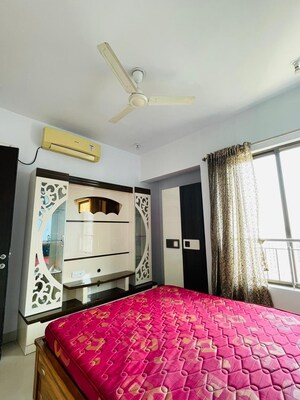 Bedroom in 2 BHK Apartment at Lodha Paradise, Majiwada – for Rent