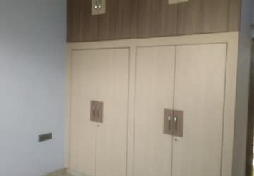 Room in 3 BHK Villa at Mansarovar Extension – for Rent