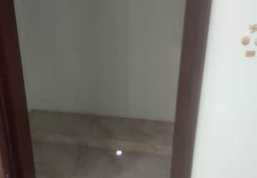 Room in 3 BHK Villa at Mansarovar Extension – for Rent