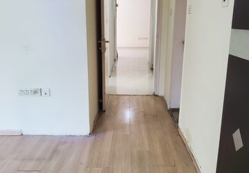 2 BHK Apartment at Sheth Fiona, Pokhran Road No Two – for Rent