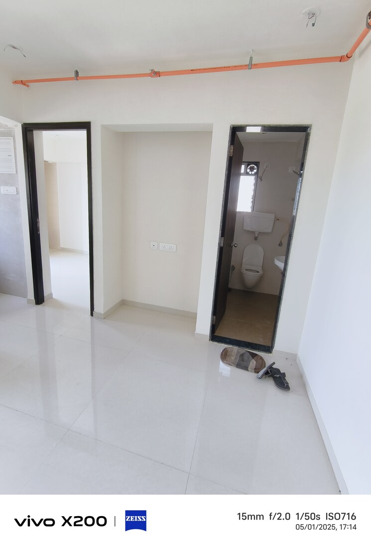 Room, jvm-accord 1 Bedroom 350 Sq.Ft. Apartment In Manorama Nagar Thane 9349551