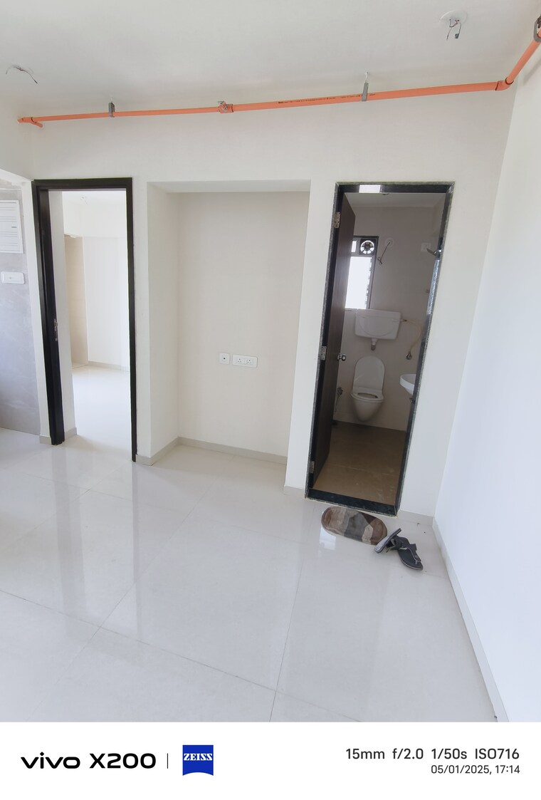 Room, jvm-accord 1 Bedroom 350 Sq.Ft. Apartment In Manorama Nagar Thane 9349551