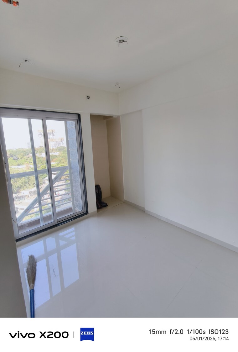 Room, jvm-accord 1 Bedroom 350 Sq.Ft. Apartment In Manorama Nagar Thane 9349551