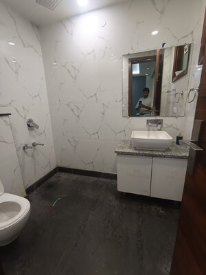 Bathroom in 2.5 BHK Apartment at Navbharat Apartments, Paschim Vihar – for Rent