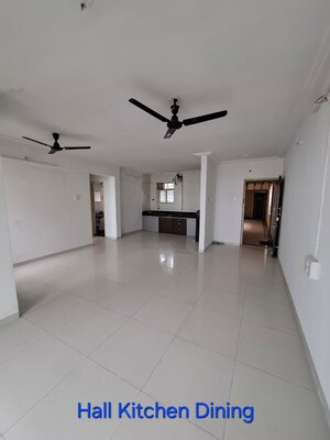 Room in 2 BHK Apartment at Comfort Zone, Balewadi – for Sale
