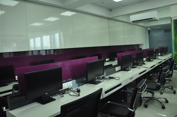 Team Area, cello-triumph Commercial Office Space 850 Sq.Ft. In Goregaon West Mumbai 9349573