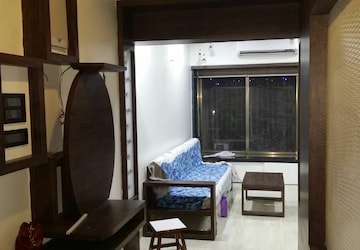 Living Room in 2 BHK Apartment at Kandivali East – for Rent