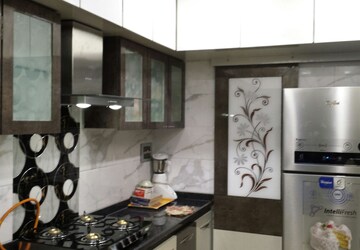 Kitchen in 2 BHK Apartment at Kandivali East – for Rent