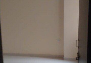 Room in 3.5 BHK Apartment at Techman Moti Residency, Raj Nagar Extension – for Sale