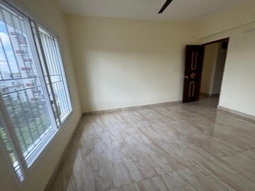 Room in 4 BHK Apartment at Shree Lakshmi Grand, Koramangala – for Rent