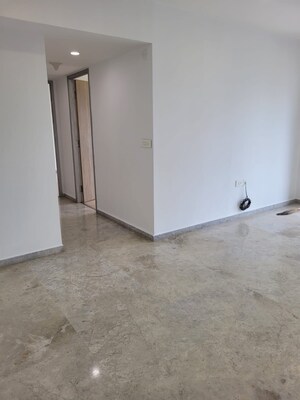 Room in 2 BHK Apartment at Lodha NCP Commercial Tower Supremus, Wadala – for Rent