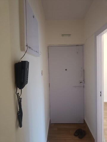 Furnished Amenities in 2 BHK Apartment at Sheffield Towers, Andheri West – for Rent