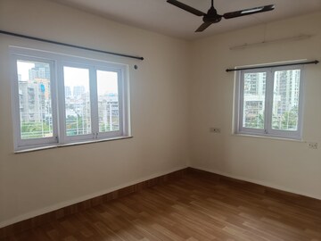 Room in 2 BHK Apartment at Sheffield Towers, Andheri West – for Rent