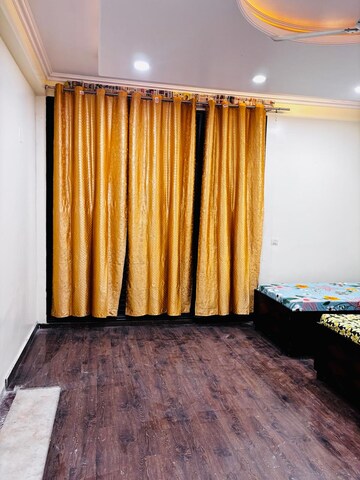 Bedroom in 1 RK Independent House at Sector 55 – for Rent