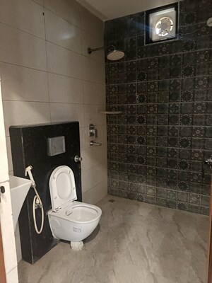 Bathroom in 2 BHK Villa at Sector 39 – for Rent