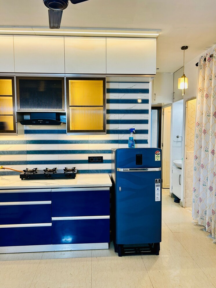 Living Room, smart-world-gems 2.5 Bedroom 1675 Sq.Ft. Apartment In Sector 89 Gurgaon 9349614