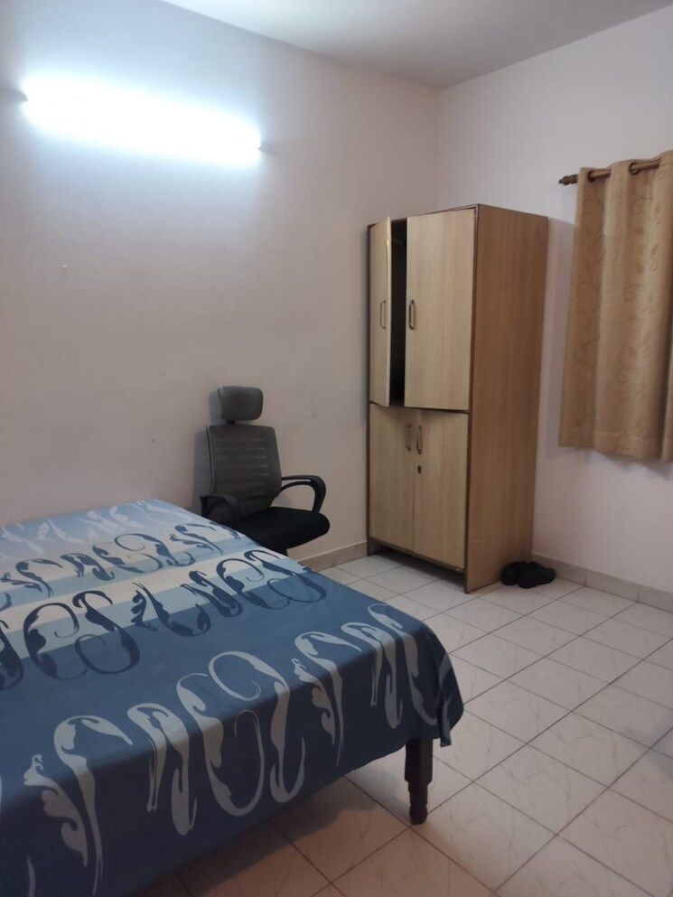 Bedroom, rwa-apartments-sector-30 Studio 400 Sq.Ft. Independent House In Sector 30 Noida 9349616