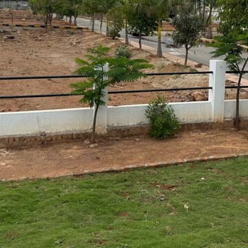 Plot – Garden View at Siri Mahagiri Golden City New, Yacharam - for Sale