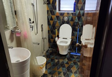 Team Area in 2 BHK Apartment at Chandak 34 Park Estate, Goregaon West – for Rent