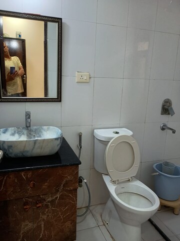 Bathroom in 3 BHK Apartment at Supertech Cape Town, Sector 74 – for Sale