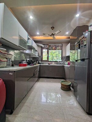 Kitchen in 3 BHK Apartment at DLF Exclusive Floors, Sector 53 – for Sale
