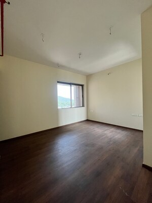 Master Bedroom in 3.5 BHK Apartment at Bhimjyani Verraton, Thane West – for Sale