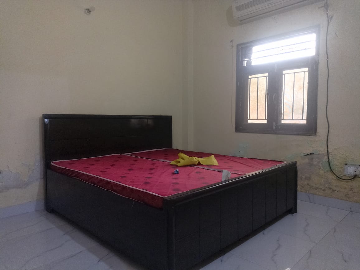 1 BHK Villa For Rent in Sector 37