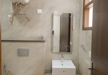 Bathroom in 3 BHK Apartment at DLF The Belaire, Sector 54 – for Sale
