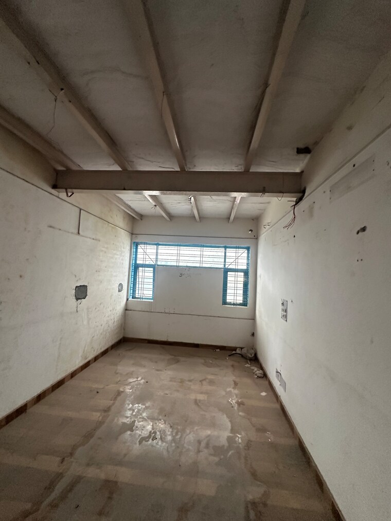 undefined, dlf industrial area Commercial Warehouse 1500 Sq.Yd. In Dlf Industrial Area Faridabad 9349749