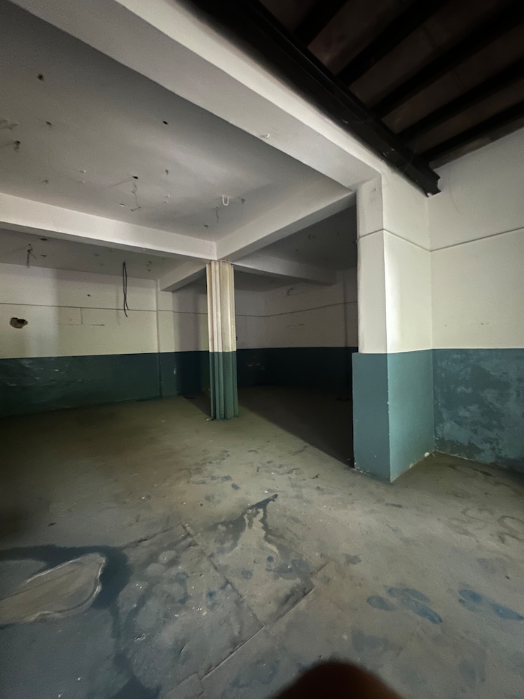 Kitchen, dlf industrial area Commercial Warehouse 1500 Sq.Yd. In Dlf Industrial Area Faridabad 9349749