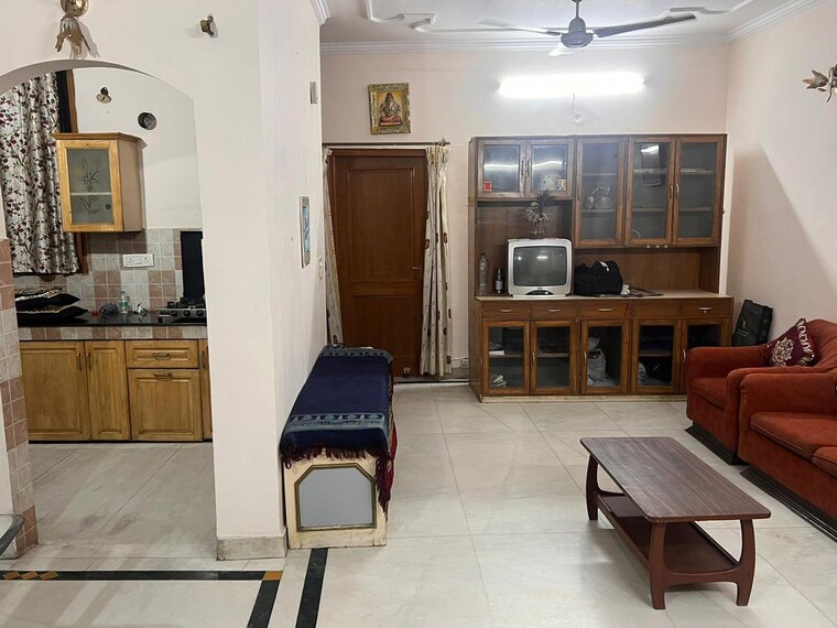 Living Room, mamta-homes 3 Bedroom 1350 Sq.Ft. Apartment In Lohgarh Zirakpur 9349784