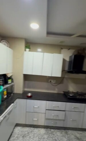 Team Area in 3 BHK Builder Floor at East Patel Nagar – for Rent