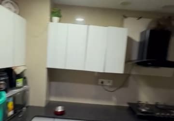 Team Area in 3 BHK Builder Floor at East Patel Nagar – for Rent