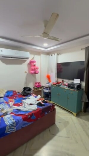 Bedroom in 3 BHK Builder Floor at East Patel Nagar – for Rent