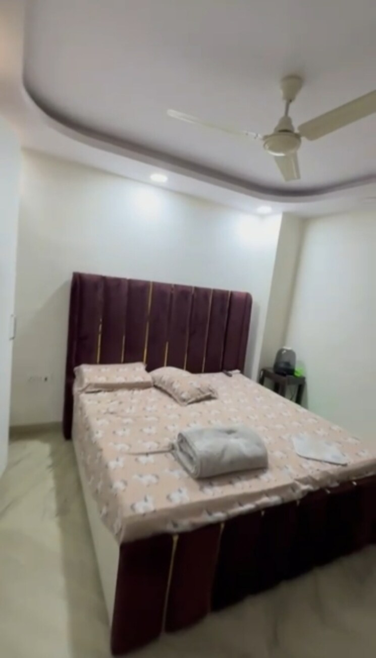 Bedroom, east patel nagar 3 Bedroom 1830 Sq.Ft. Builder Floor In East Patel Nagar Delhi 9349869