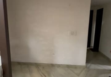 Dining area in 3 BHK Builder Floor at East Patel Nagar – for Rent