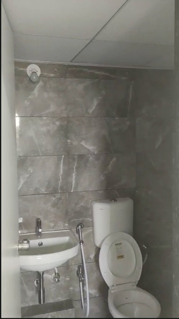 Bathroom, ganga-new-town 2 Bedroom 950 Sq.Ft. Apartment In Dhanori Pune 9349795