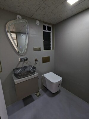 Bathroom in 5 BHK Apartment at Raymond The Invictus By GS, Pokhran Road No One – for Sale