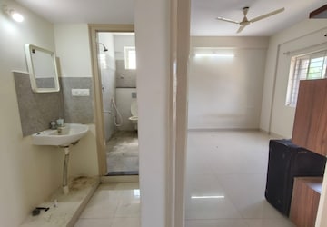 Bathroom in 1 BHK Apartment at Gm Palya – for Rent