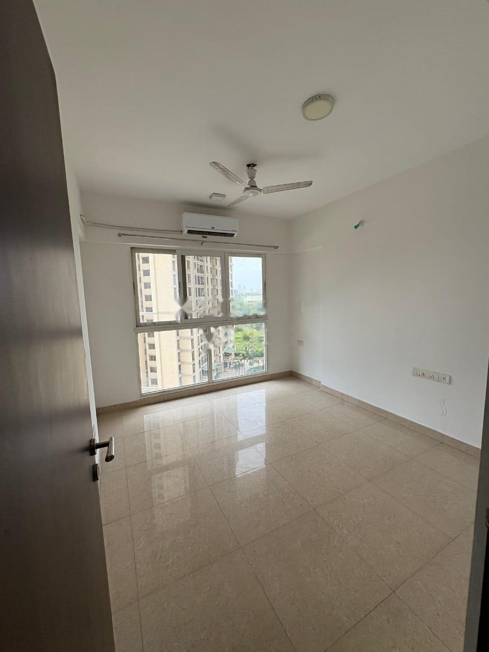 2 BHK Apartment For Rent in The Wadhwa Platina