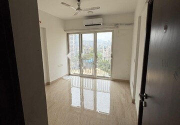 Bathroom in 2 BHK Apartment at The Wadhwa Platina, Kolshet Road – for Rent