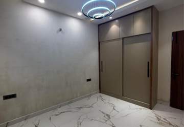 Room in 4 BHK Independent House at Sunny Enclave – for Sale