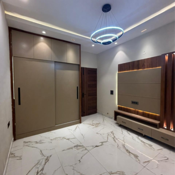 Room in 4 BHK Independent House at Sunny Enclave – for Sale