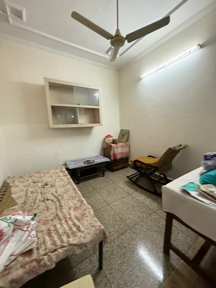 Bedroom, chattarpur 3 Bedroom 1000 Sq.Ft. Builder Floor In Chattarpur Delhi 9349858