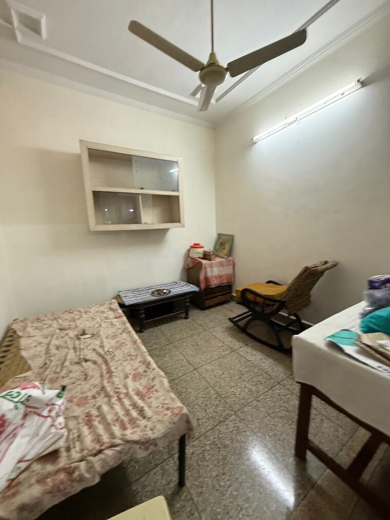 Bedroom, chattarpur 3 Bedroom 1000 Sq.Ft. Builder Floor In Chattarpur Delhi 9349858