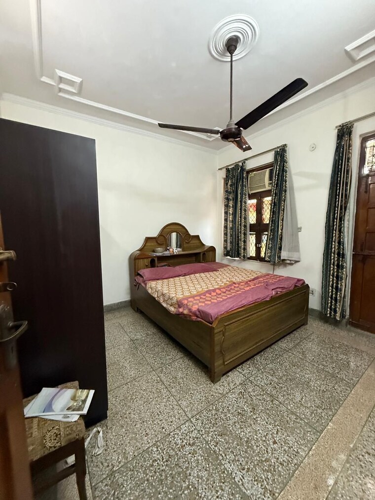 Bedroom, chattarpur 3 Bedroom 1000 Sq.Ft. Builder Floor In Chattarpur Delhi 9349858