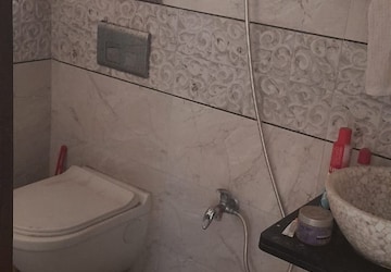 Bathroom in 2 BHK Independent House at Nehru Nagar – for Rent