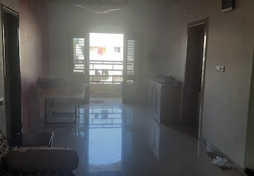Furnished Amenities in 2 BHK Independent House at Nehru Nagar – for Rent
